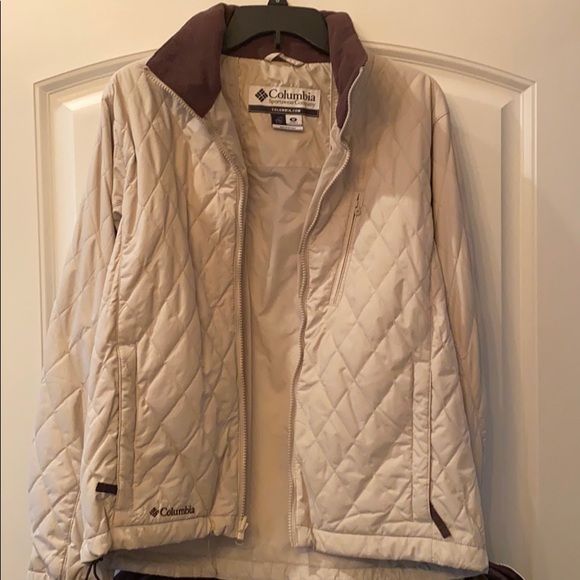 Columbia Womans (M) 2 in 1 water resistant jacket - Picture 6 of 8